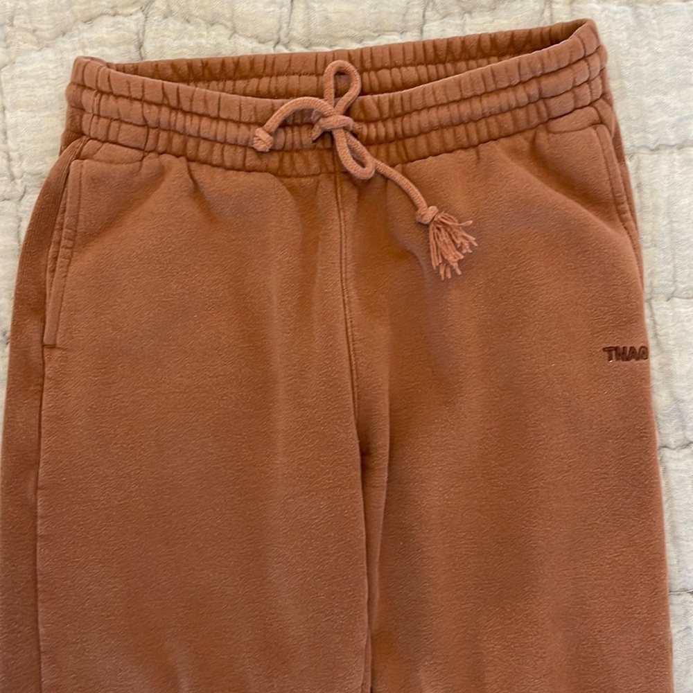 Aritzia TNA fleece joggers